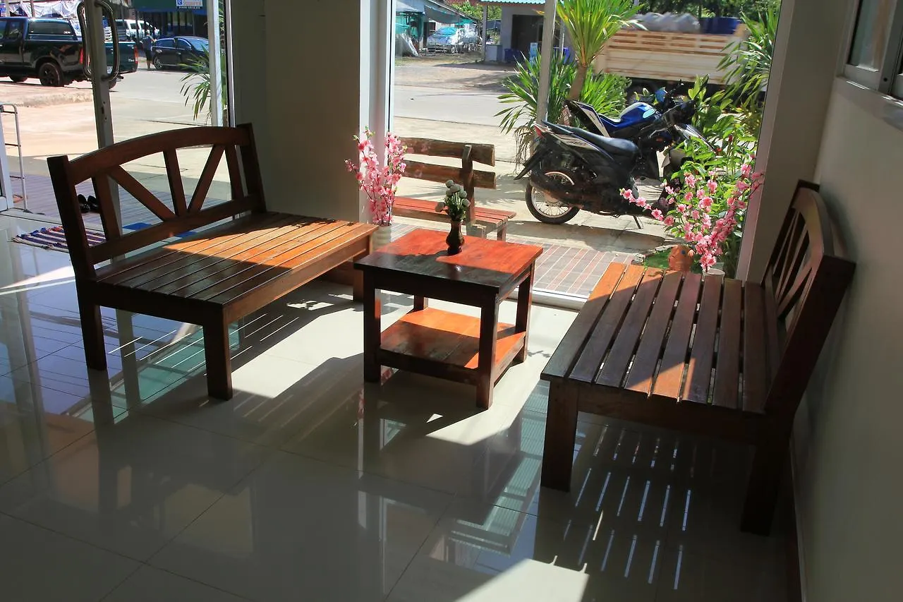 N.D.Hotel Ko Lanta 2*,